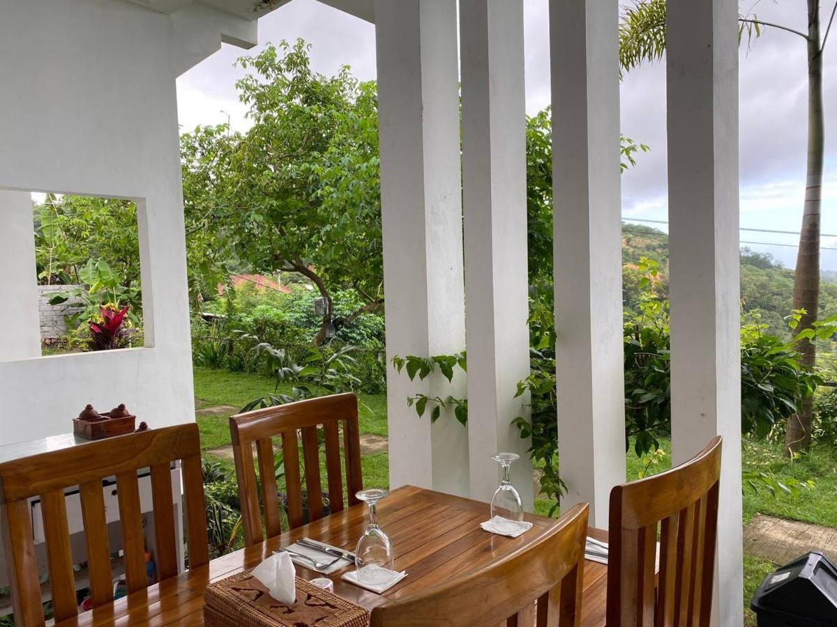 Kuta  The Hill View Lombok酒店 外观 照片