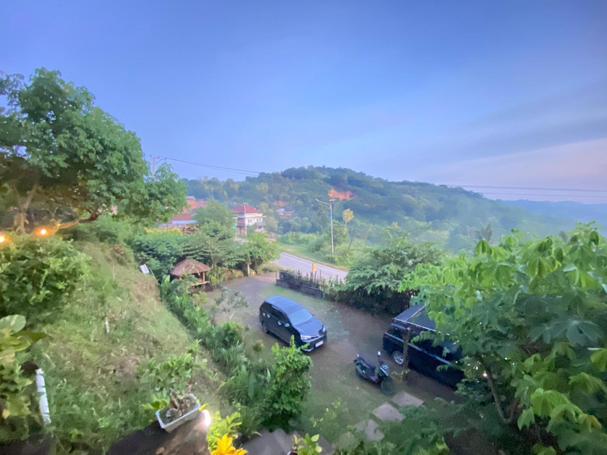 Kuta  The Hill View Lombok酒店 外观 照片