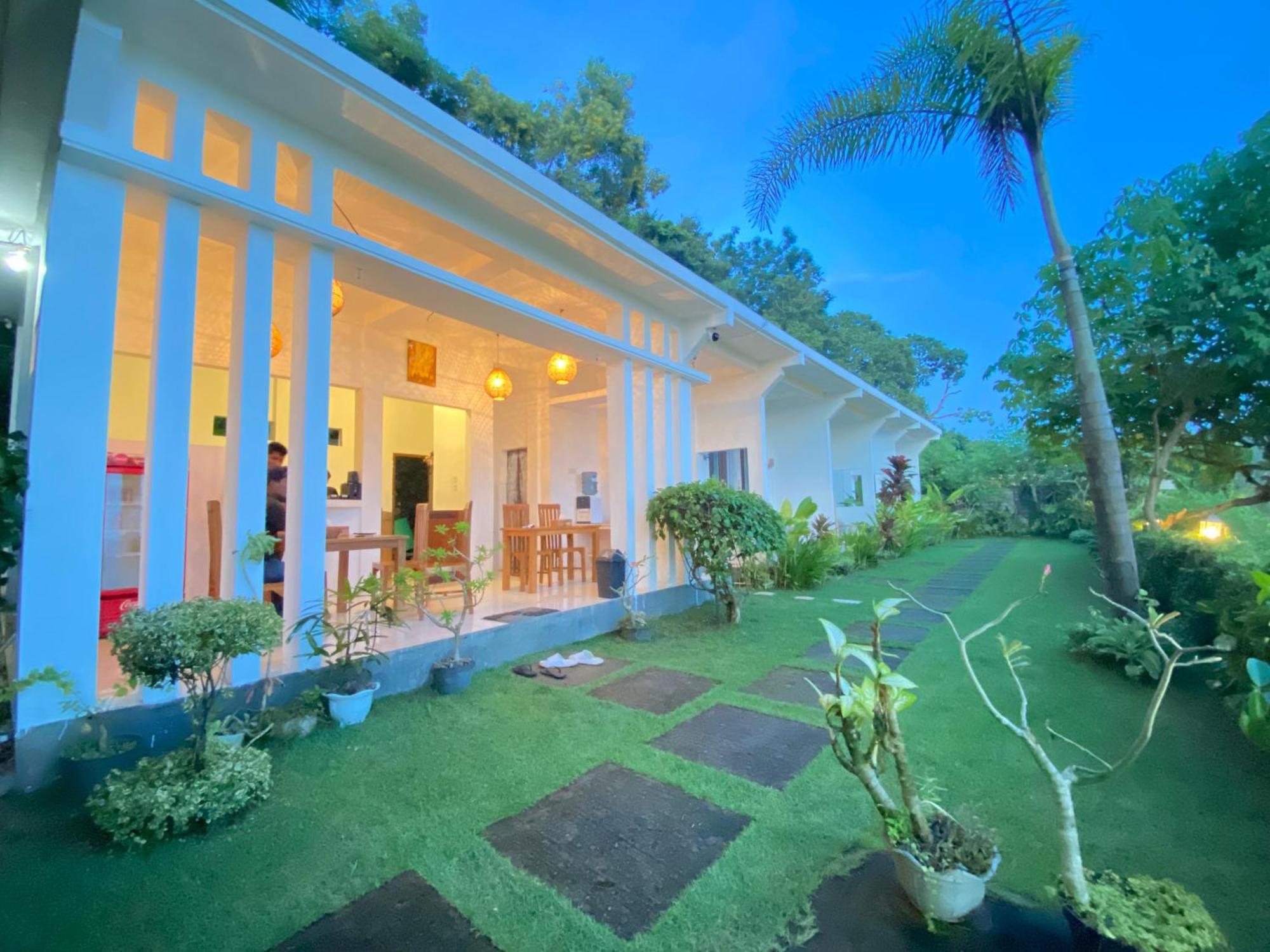 Kuta  The Hill View Lombok酒店 外观 照片